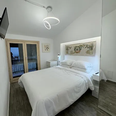 Apartment Attico Mare With Parking *