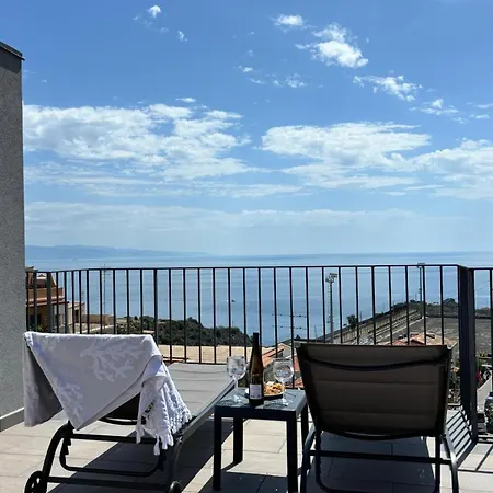Attico Mare With Parking Taormina